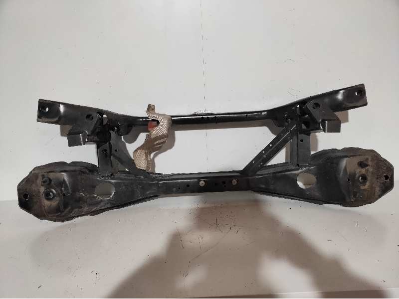 Recambio de puente trasero para ford c-max (ceu) trend referencia OEM IAM  CUNA TRASERA 