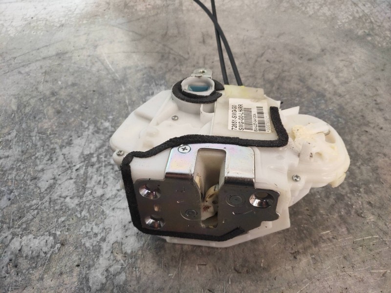 Recambio de motor cierre centralizado trasero izquierdo para honda civic lim.4 (fd) 1.8 es referencia OEM IAM 72651SMGG0  