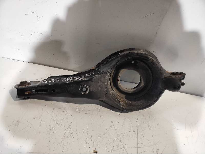 Recambio de brazo suspension inferior trasero derecho para ford c-max (ceu) trend referencia OEM IAM   