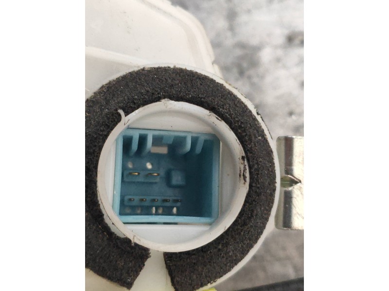 Recambio de motor cierre centralizado trasero izquierdo para honda civic lim.4 (fd) 1.8 es referencia OEM IAM 72651SMGG0  