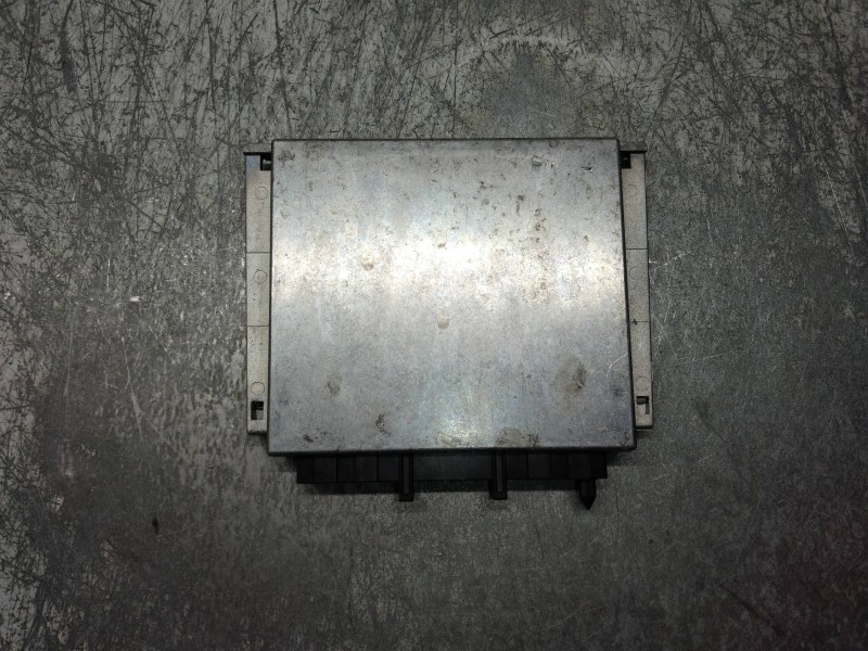 Recambio de centralita suspension para mercedes clase e (w210) familiar 320 t cdi (210.226) referencia OEM IAM 0155451532 331880