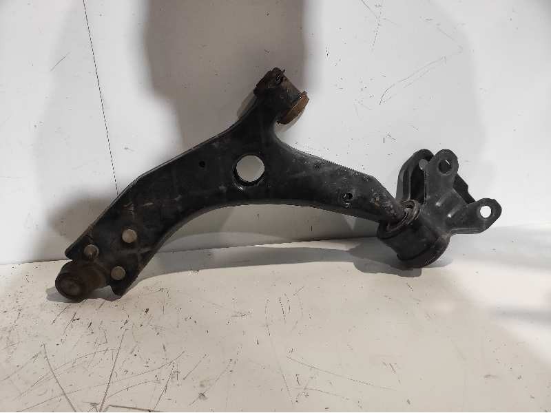 Recambio de brazo suspension inferior delantero derecho para ford c-max (ceu) trend referencia OEM IAM BV613C339AAA  