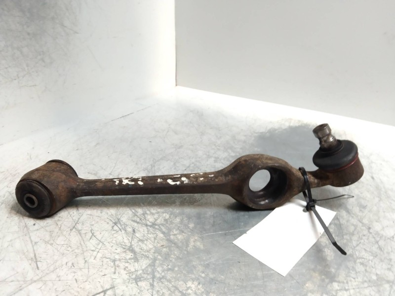 Recambio de brazo suspension inferior delantero derecho para ford escort berl./turn./cab./express 1.6 referencia OEM IAM   