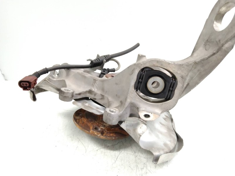 Recambio de mangueta trasera derecha para audi a5 coupe (8t) 3.2 fsi quattro referencia OEM IAM   