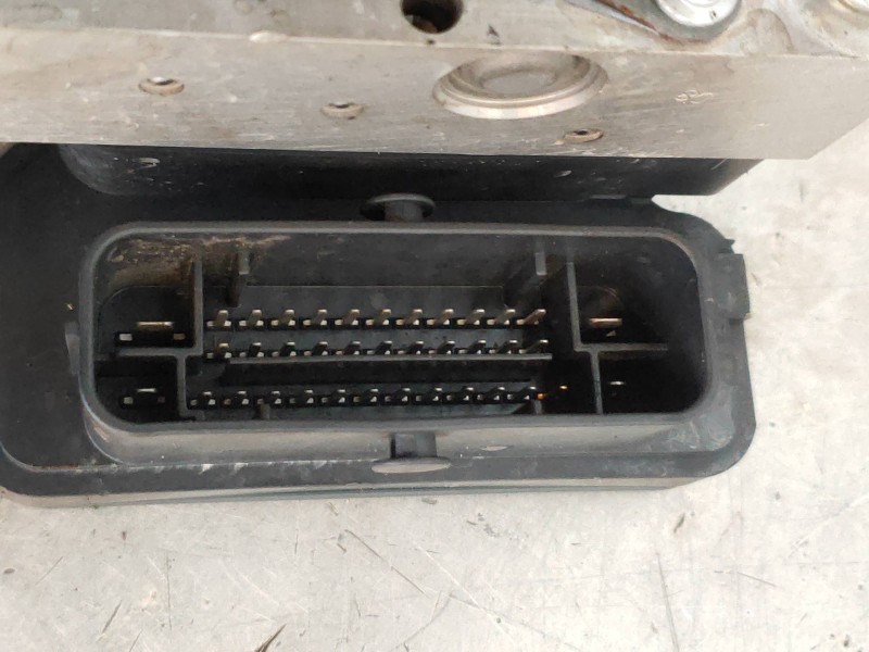 Recambio de abs para volkswagen polo (6c1) 1.4 tdi referencia OEM IAM 6C0614517K 0265956084 6R0907379BA 2265106508