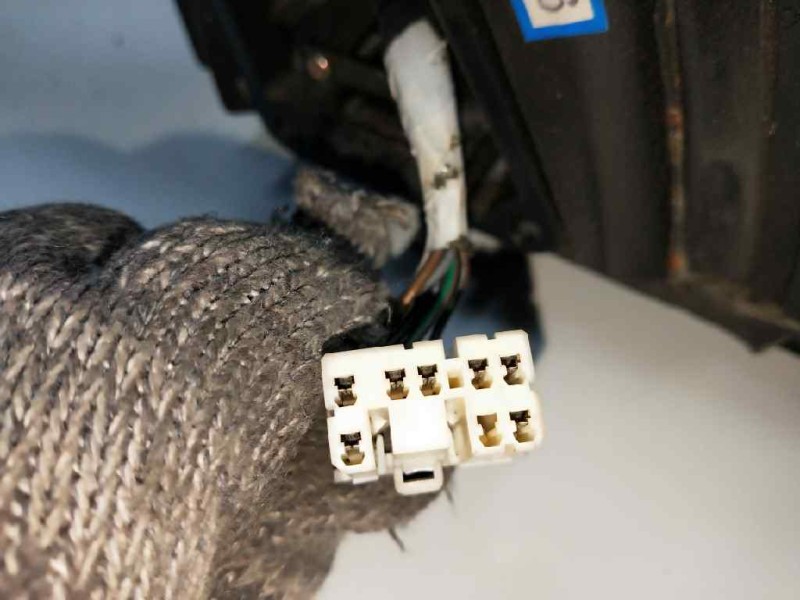 Recambio de retrovisor izquierdo para kia carnival ii referencia OEM IAM   ELECTRICO