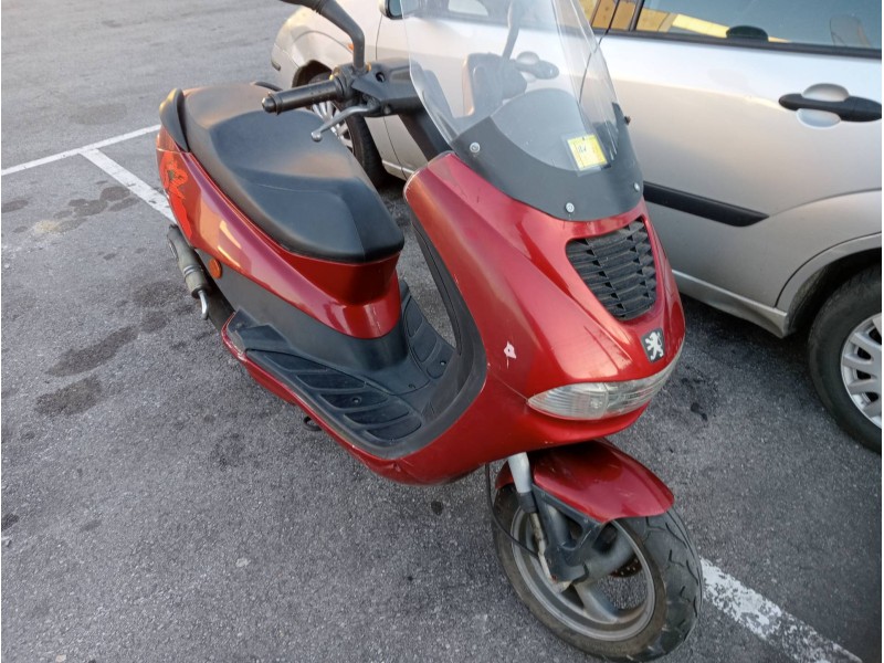peugeot elyseo del año 1999