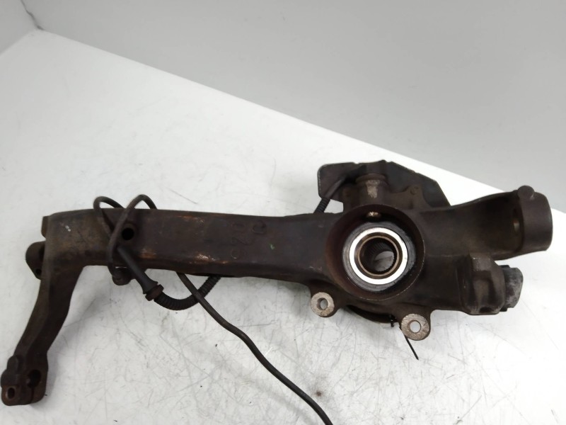 Recambio de mangueta delantera izquierda para audi a4 berlina (b5) 2.6 quattro referencia OEM IAM   