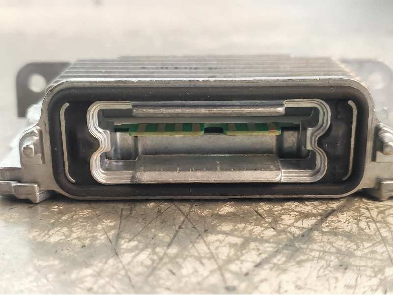 Recambio de centralita faros xenon para ford kuga (cbs) 1.5 ecoboost cat referencia OEM IAM 89089352  