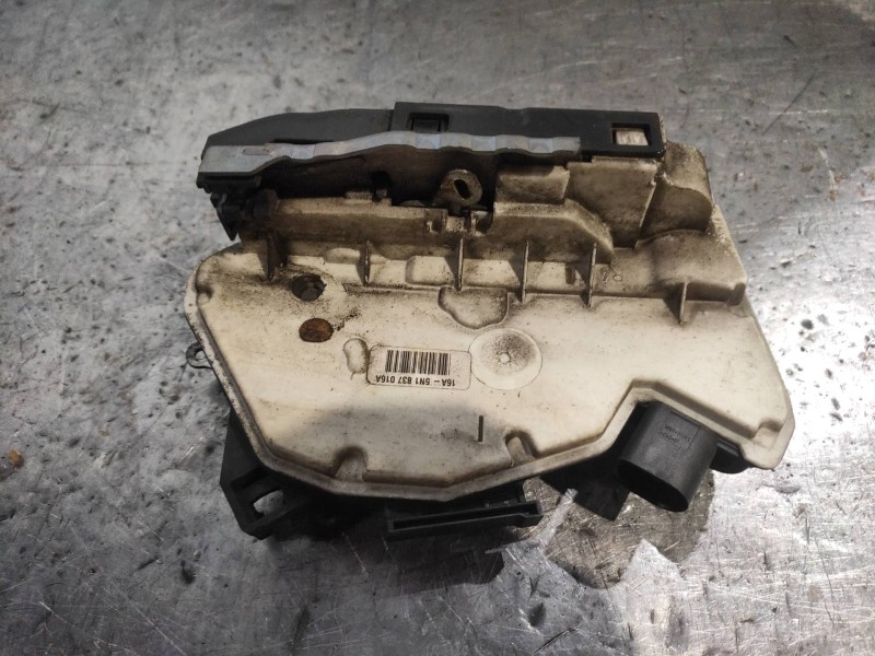 Recambio de motor cierre centralizado delantero derecho para seat ibiza sc (6j1) sport referencia OEM IAM 5N1837016A 16A5N183701
