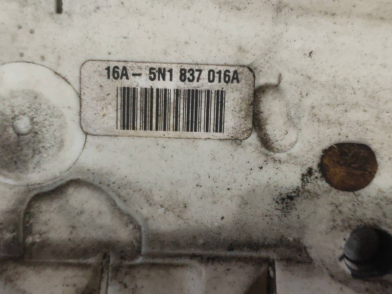 Recambio de motor cierre centralizado delantero derecho para seat ibiza sc (6j1) sport referencia OEM IAM 5N1837016A 16A5N183701