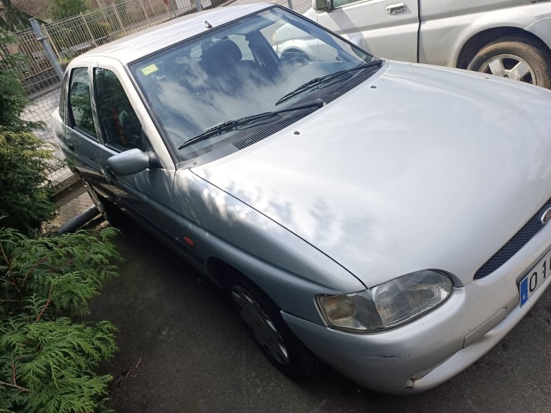 ford escort berl./turnier del año 1999