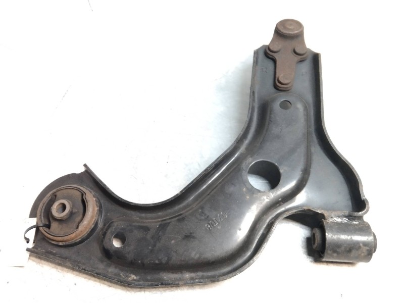 Recambio de brazo suspension inferior delantero derecho para ford fiesta courier furg. referencia OEM IAM   