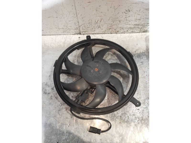 Recambio de electroventilador para mini mini (r56) one referencia OEM IAM 0130303019  