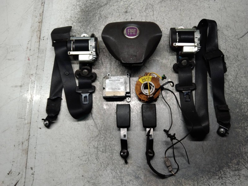 Recambio de kit airbag para fiat fiorino básico referencia OEM IAM 1353557080  