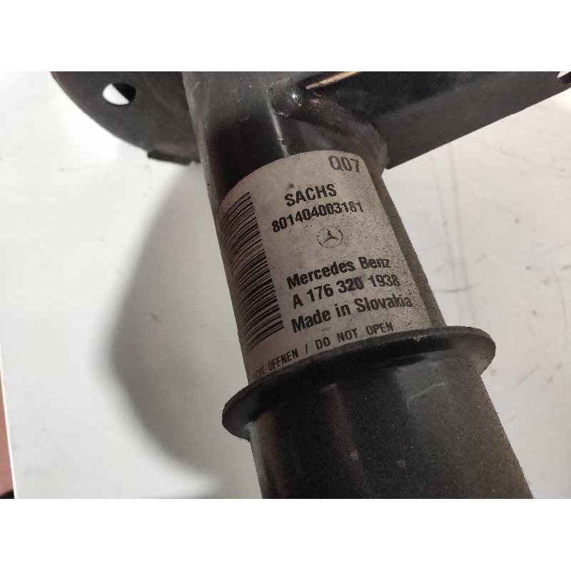 Recambio de amortiguador delantero izquierdo para mercedes clase cla (w117) cla 200 cdi (117.308) referencia OEM IAM A1763201938