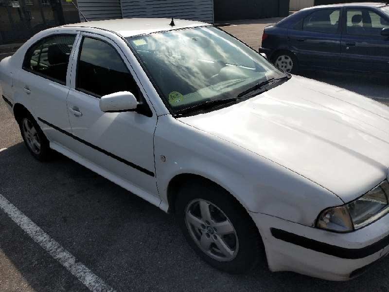 skoda octavia berlina (1u2) del año 2007