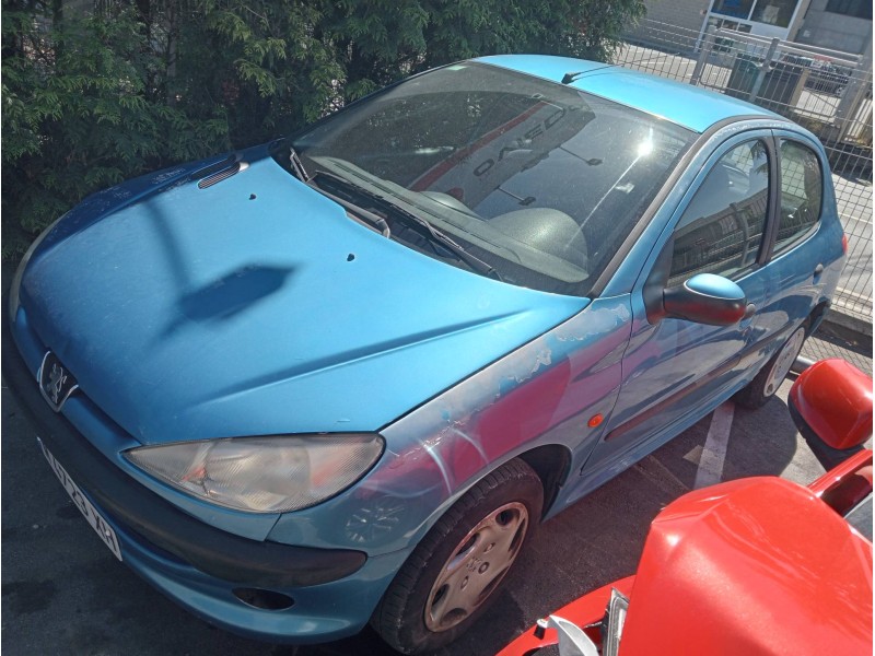 peugeot 206 berlina del año 1999