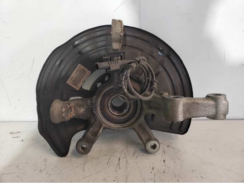 Recambio de mangueta delantera izquierda para mercedes clase cla (w117) referencia OEM IAM 2463305100 210750021 