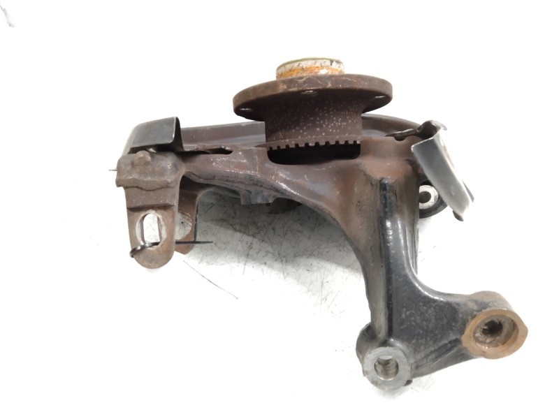 Recambio de mangueta trasera derecha para audi a4 avant (8e) 2.0 tdi referencia OEM IAM   