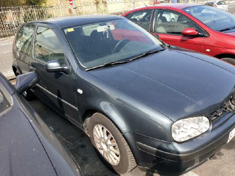 volkswagen golf iv berlina (1j1) del año 2000