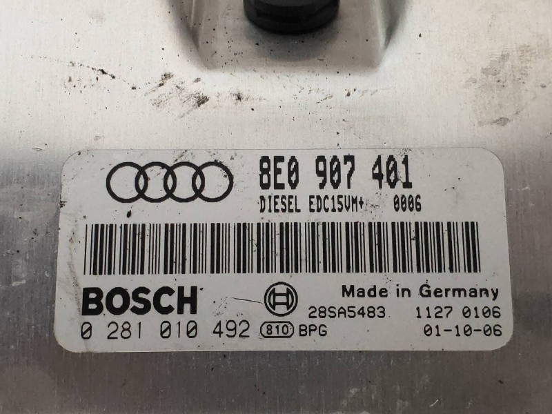 Recambio de centralita motor uce para audi a4 avant (8e) 2.5 tdi (114kw) referencia OEM IAM 0281010492 8E0907401 