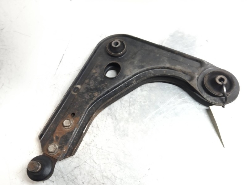 Recambio de brazo suspension inferior delantero izquierdo para ford fiesta berl./courier 1.8 diesel referencia OEM IAM   