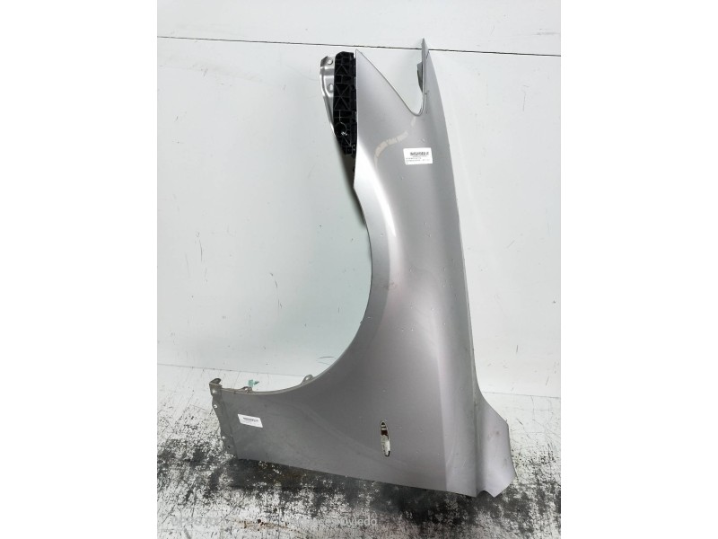 Recambio de aleta delantera izquierda para lexus is200 (ds2/is2) 220d referencia OEM IAM   