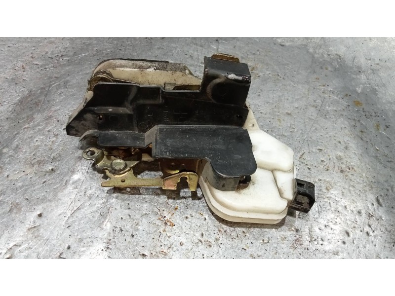 Recambio de motor cierre centralizado delantero izquierdo para mitsubishi montero pinin (h60/h70) 2000 gdi (3-ptas.) referencia 