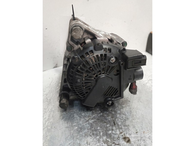 Recambio de alternador para ford fiesta (cb1) ambiente referencia OEM IAM 0986083290  