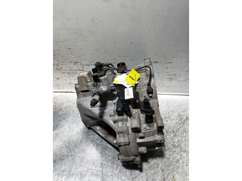 Recambio de caja cambios para hyundai i30 1.6 crdi cat referencia OEM IAM S81767 6422252 