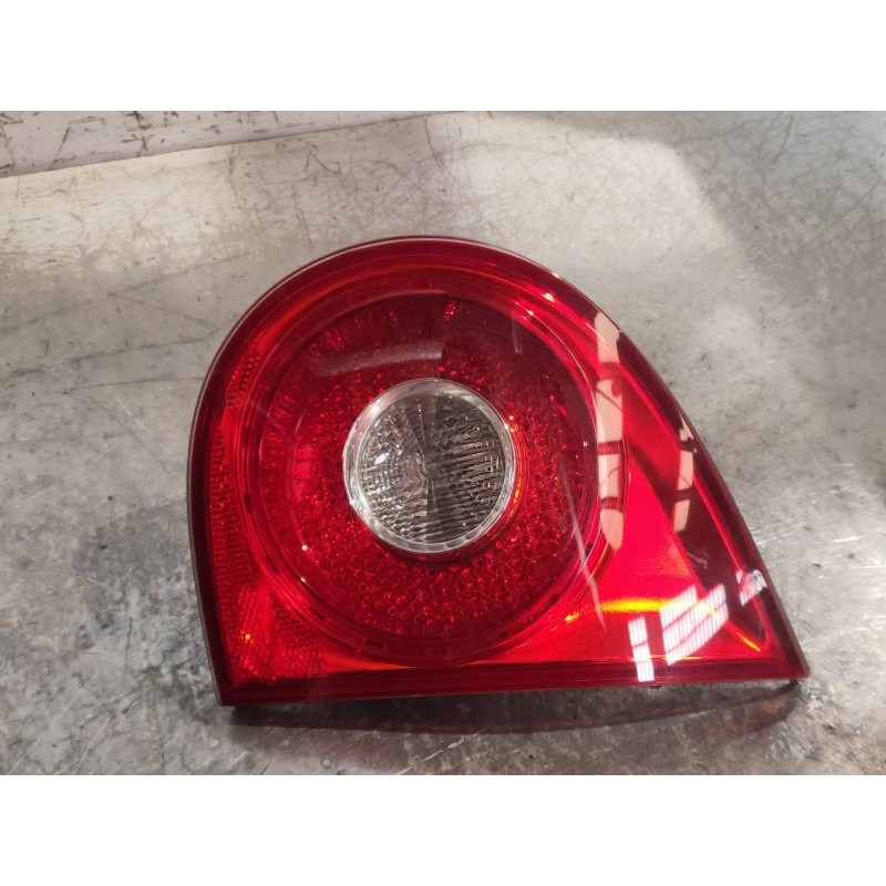 Recambio de piloto trasero derecho interior para volkswagen golf v berlina (1k1) 1.9 tdi referencia OEM IAM 1K6945107C 1K6945096