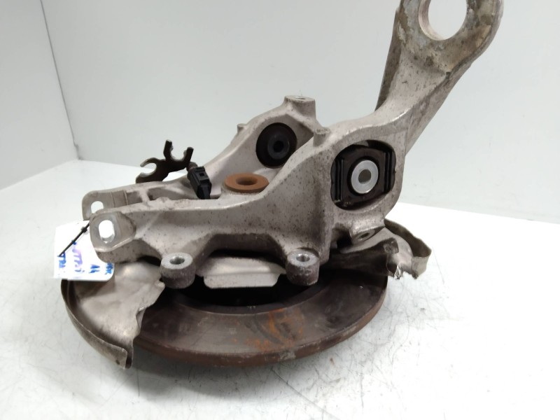 Recambio de mangueta trasera derecha para audi a4 ber. (b8) básico referencia OEM IAM   