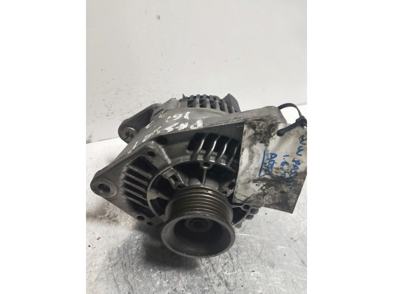 Recambio de alternador para volkswagen passat variant (3b5) comfortline referencia OEM IAM    Recambio de alternador para volkswagen passat variant (3b5) comfortline referencia OEM IAM