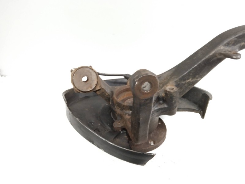 Recambio de mangueta trasera derecha para audi s4 berlina (b5) s4 berlina referencia OEM IAM    Recambio de mangueta trasera derecha para audi s4 berlina (b5) s4 berlina referencia OEM IAM