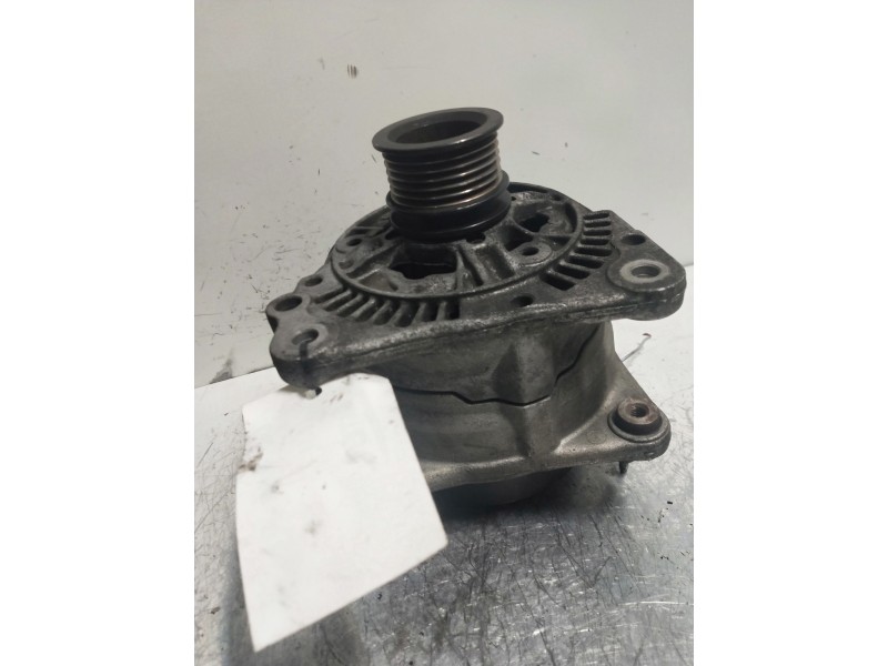 Recambio de alternador para volkswagen polo classic (6v2) trendline referencia OEM IAM 0123320007  