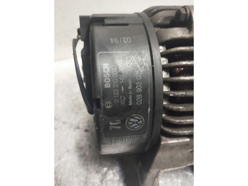 Recambio de alternador para volkswagen passat variant (3a5) davos referencia OEM IAM 0123310001  