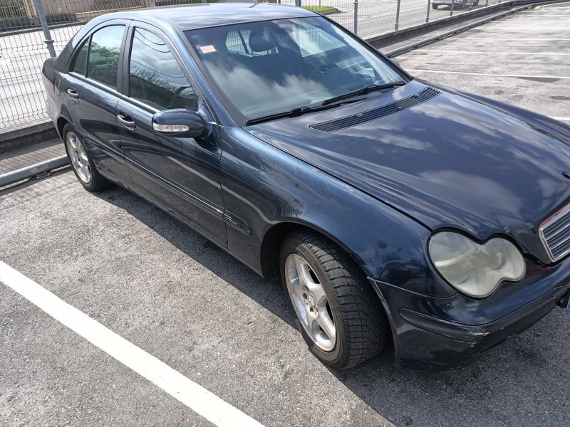 mercedes clase c (w203) berlina del año 2005