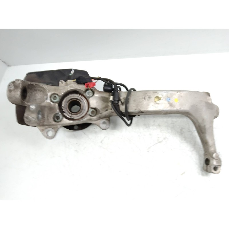 Recambio de mangueta delantera derecha para audi a6 berlina (4b2) 4.2 v8 40v referencia OEM IAM   