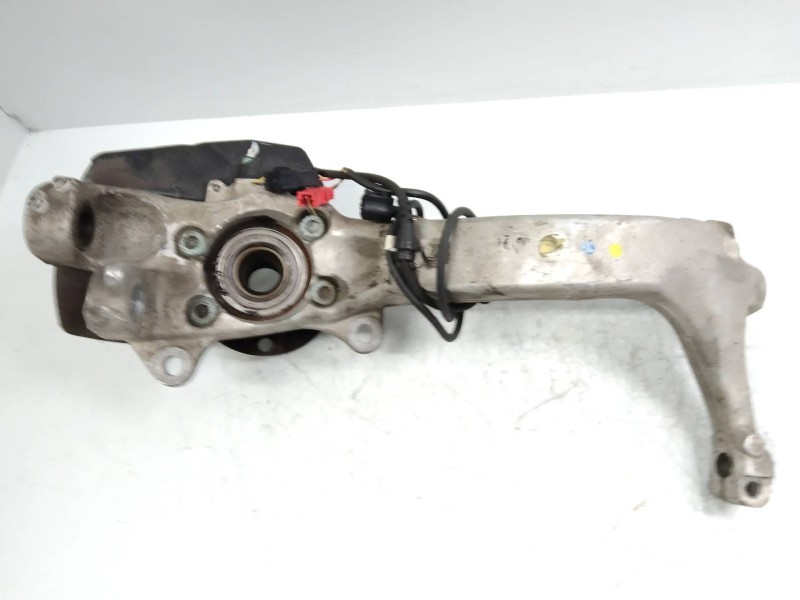 Recambio de mangueta delantera derecha para audi a6 berlina (4b2) 4.2 v8 40v referencia OEM IAM   