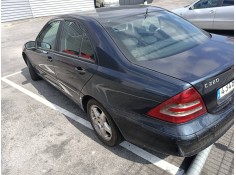 mercedes clase c (w203) berlina del año 2005 2