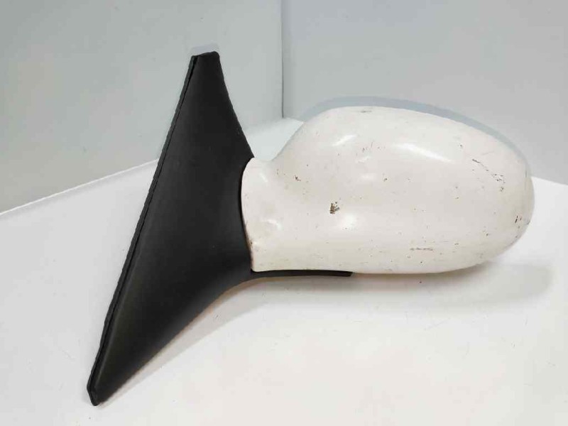 Recambio de retrovisor izquierdo para kia shuma referencia OEM IAM   ELECTRICO