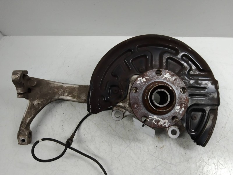 Recambio de mangueta delantera derecha para audi a6 berlina (4b2) 2.5 tdi referencia OEM IAM   