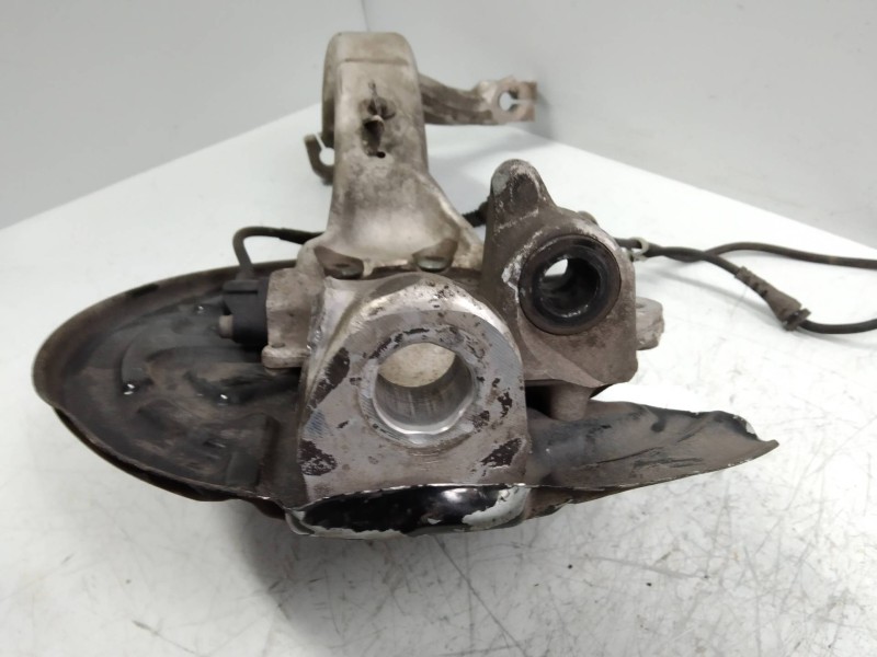 Recambio de mangueta delantera derecha para audi a6 berlina (4b2) 2.5 tdi referencia OEM IAM   