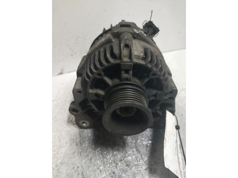 Recambio de alternador para volkswagen polo berlina (6n1) open air referencia OEM IAM   
