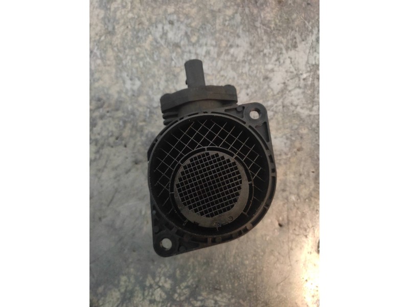 Recambio de caudalimetro para volkswagen golf v berlina (1k1) 1.9 tdi referencia OEM IAM 0281002531 038906461B BOSCH