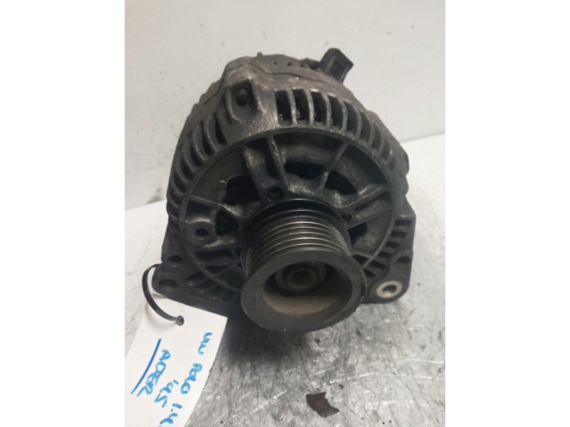 Recambio de alternador para volkswagen polo classic (6v2) trendline referencia OEM IAM 0123320007  