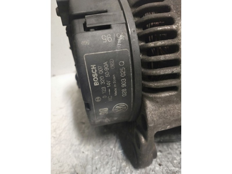Recambio de alternador para volkswagen polo classic (6v2) trendline referencia OEM IAM 0123320007  