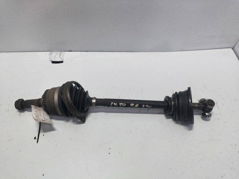 Recambio de transmision delantera izquierda para volvo s40 berlina 1.9 turbodiesel referencia OEM IAM   