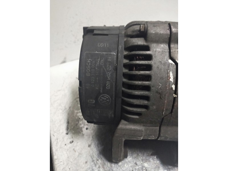 Recambio de alternador para volkswagen polo classic (6v2) trendline referencia OEM IAM 0123310001  